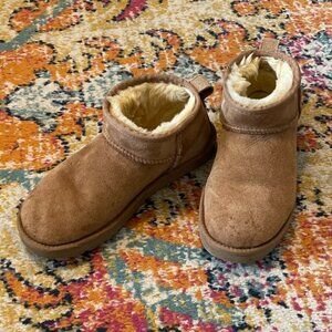 UGG Classic Ultra Mini Chestnut Boots-Size 6-UGG Ankle Boots